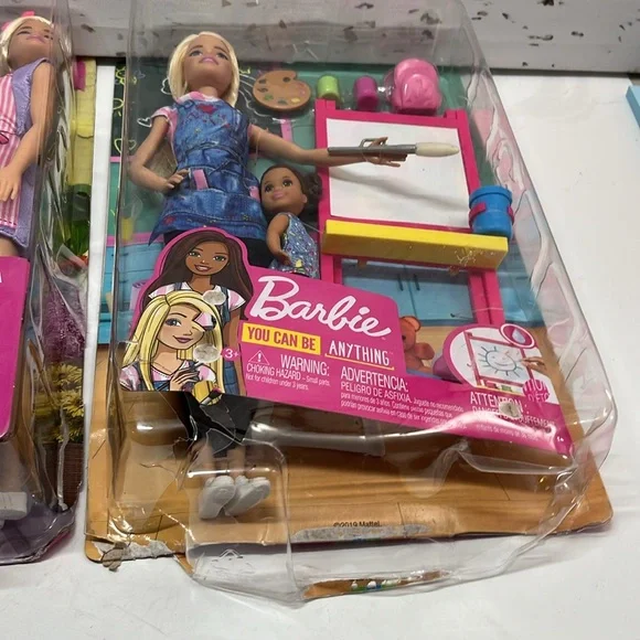 Barbies Lot NEW! - Picture 8 of 11